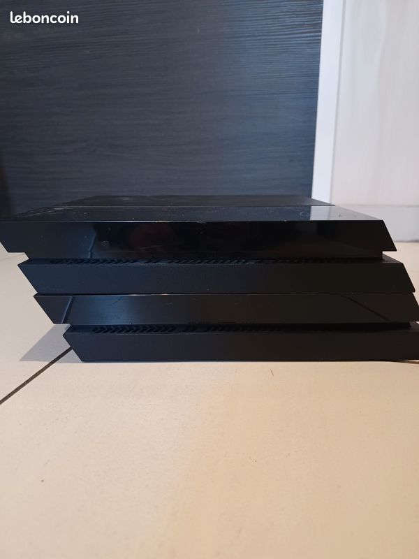 Lot de 2 PS4 ou bien à l'unité (image 3)