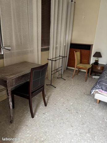 Chambre 1 pièce 13 m²