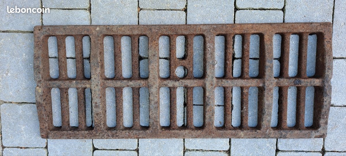 Grille en fonte (image 1)