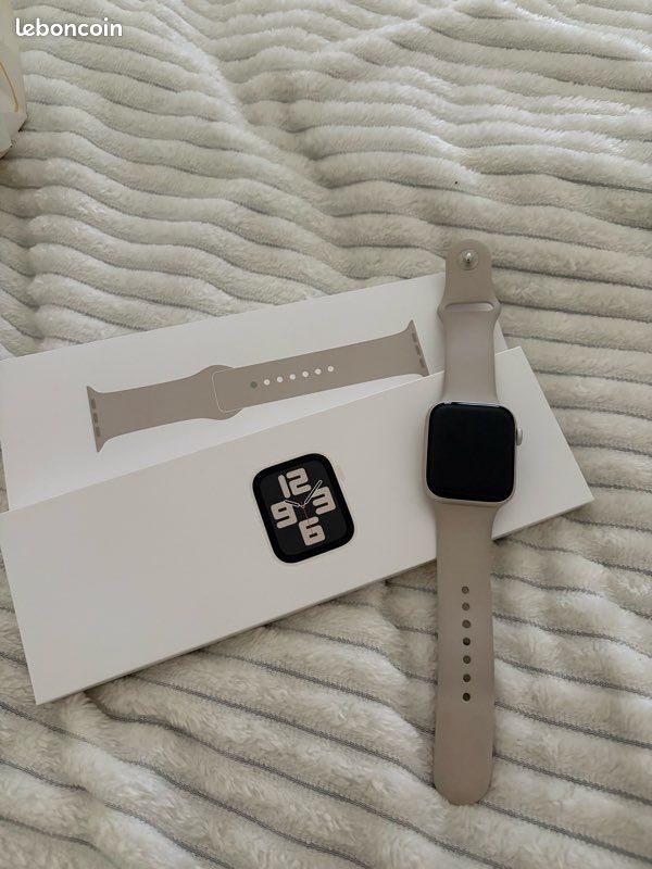 Apple watch SE 44mm (image 1)