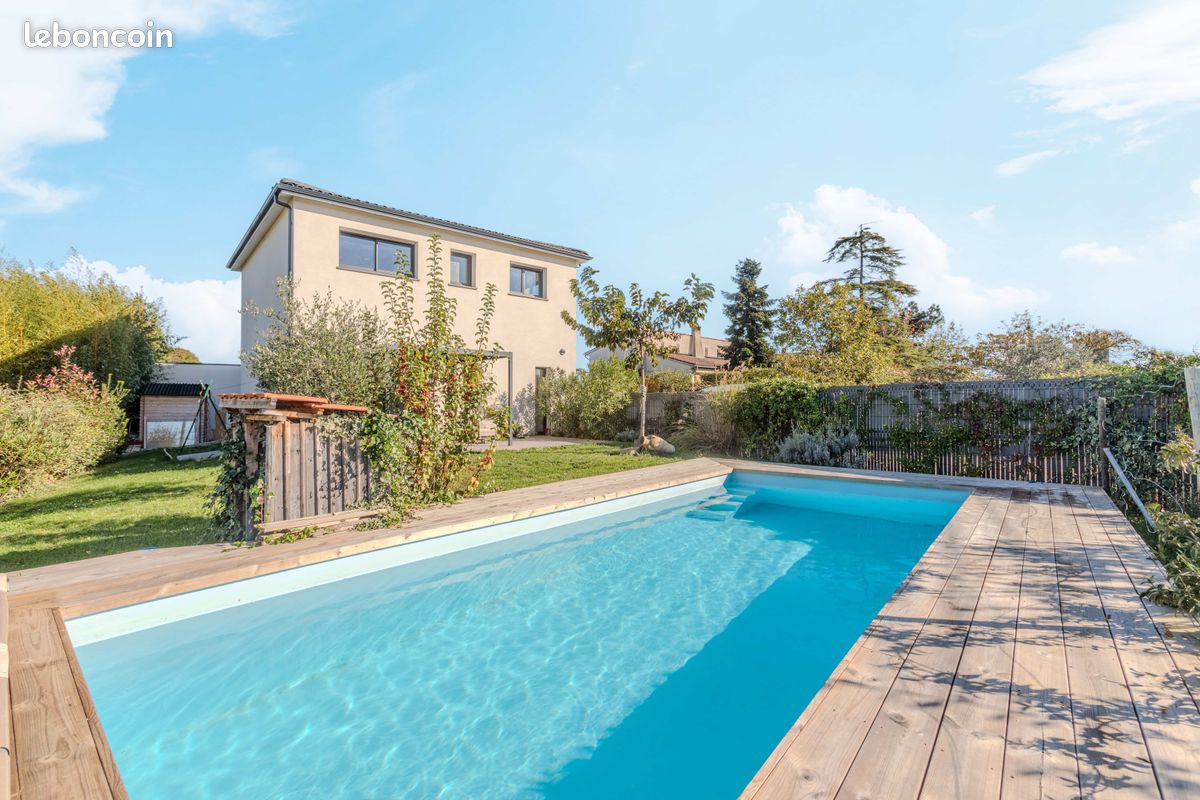 Maison 4 pièces 110 m² · à Lespinasse · 110 m² · 395 000 €