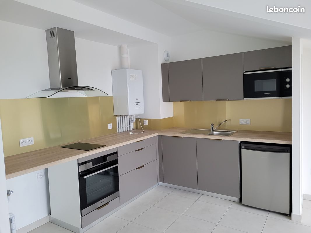 LES SABLES D’OLONNE, BEL APPARTEMENT T3 NEUF DE 60 m² avec balcon (image 2)