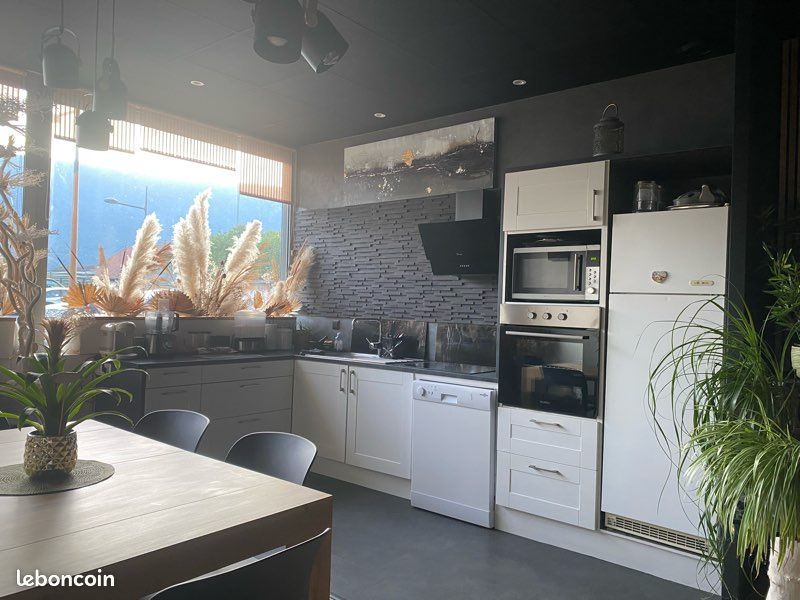 Maison 4 pièces 91 m² · à Voglans · 91 m² · 425 000 €