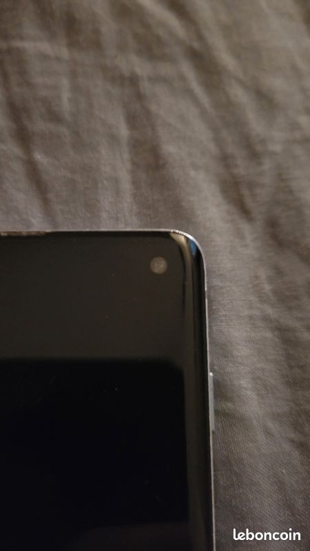 Galaxy S10 pour pièces (image 2)
