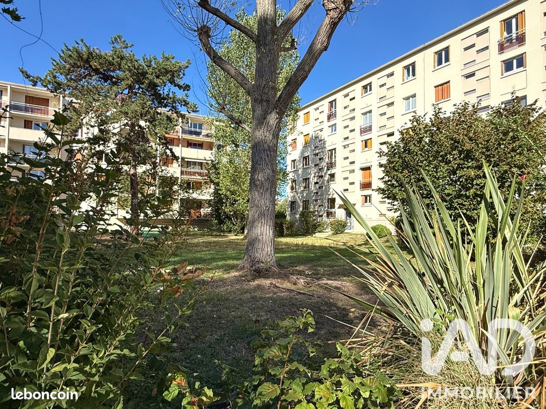 Appartement 4 pièces 71 m² · à Le Pecq · 71 m² · 275 000 €