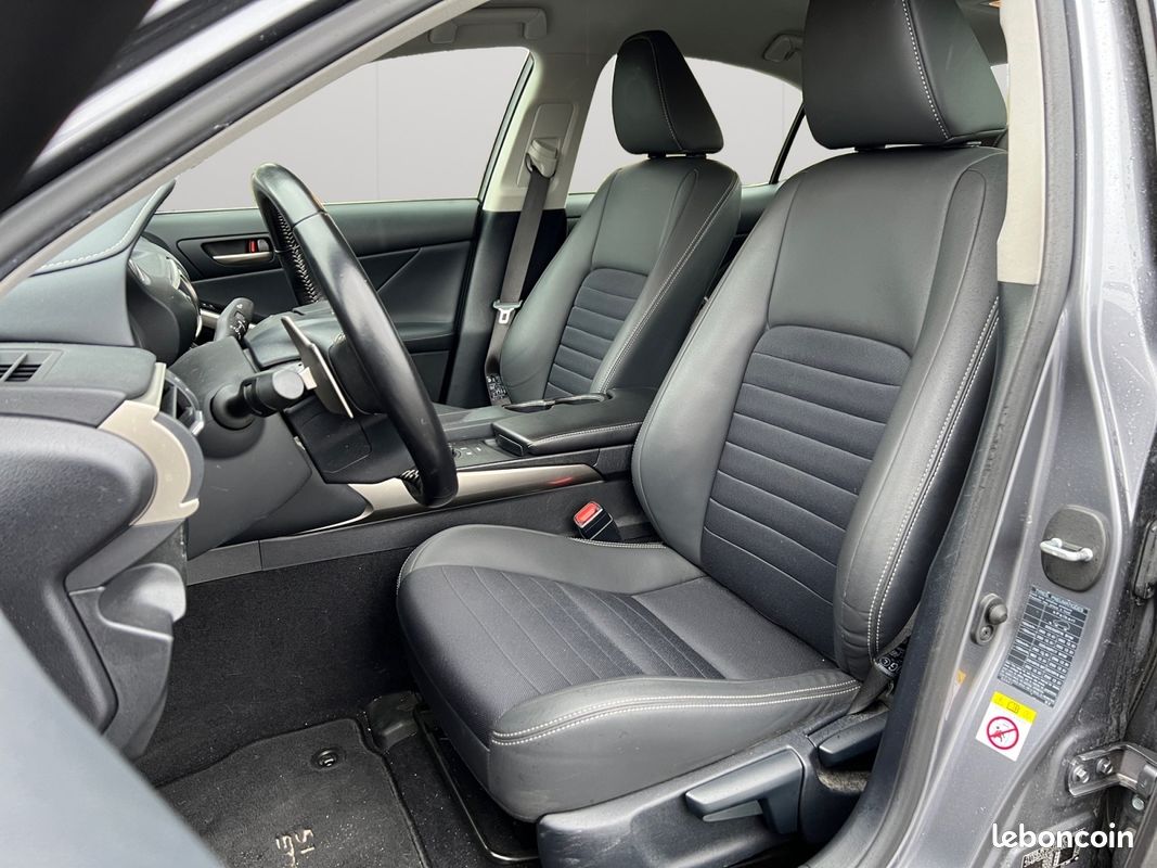 LEXUS IS 2.5 300 H 223H 180 HEV 1.6KWH BUSINESS BVa (image 3)