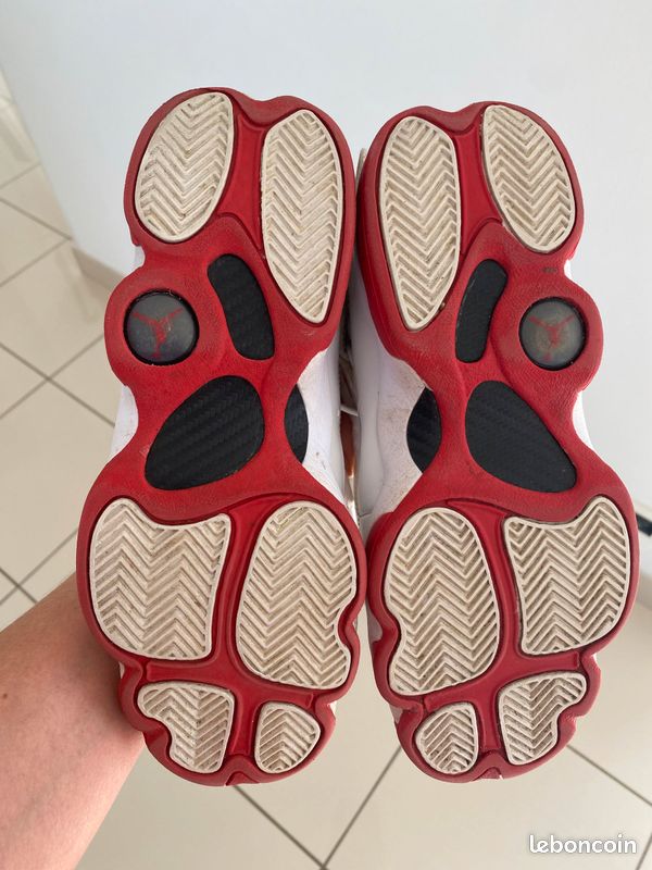 Air Jordan garçon taille 38 très bon état (image 4)