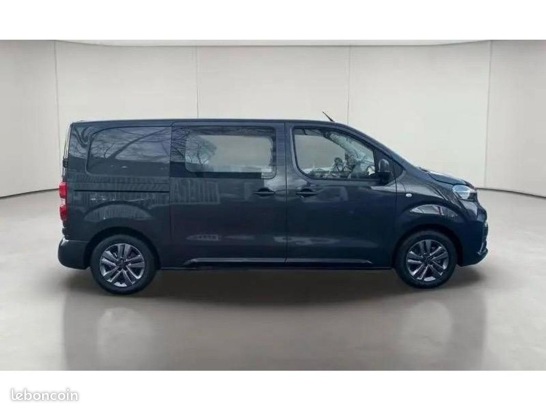 PEUGEOT EXPERT M 2.2 Diesel - 180 CH - S&S - BV EAT8 - CABINE APPROFONDIE FIXE - 5 Places (image 7)