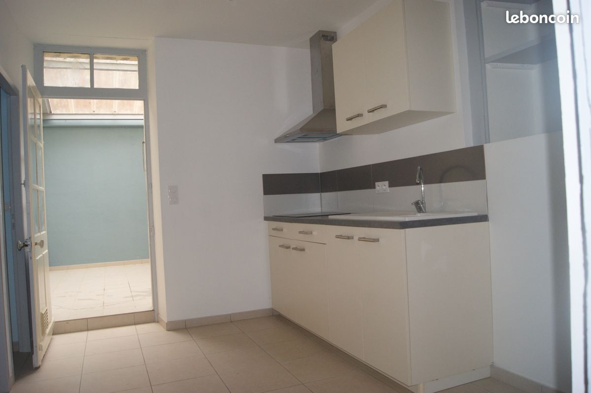 Bel appartement T1 de 33m2 (image 2)