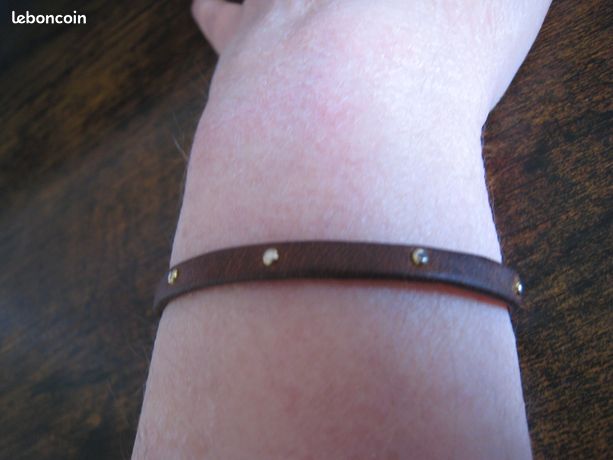 Bracelet Vintage En Cuir Avec Fermoir En Acier - Occasion En Bon état - Style Rétro Marron