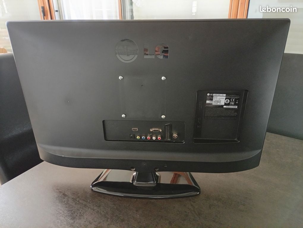 TV LG 28 pouces (image 2)