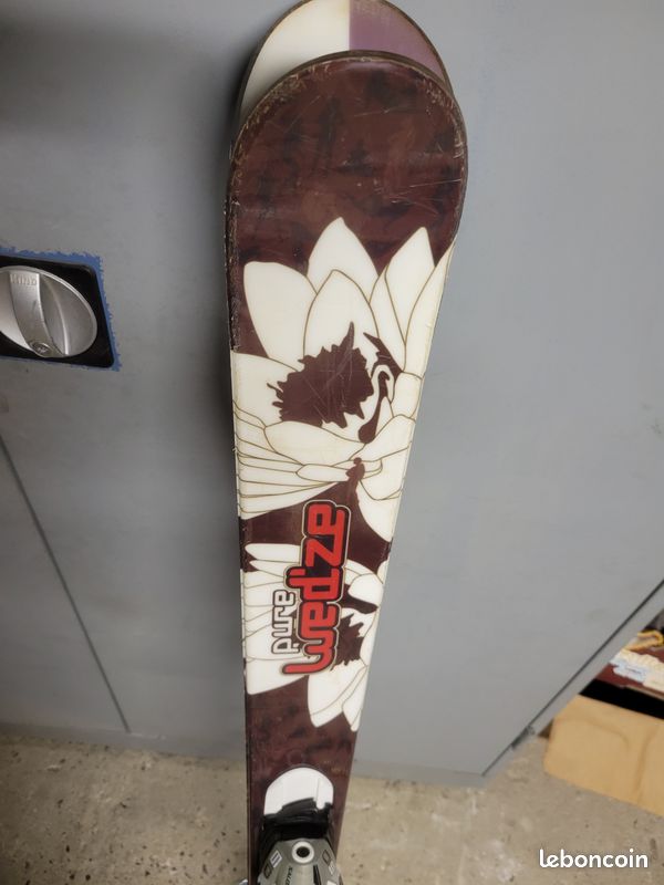 mini ski salomon decathlon Miniski décathlon marque pure wedze type snow blade longueur 125cm ski  adulte pour chaussures de 35 a 45 modèle parabolique Fixation Salomon 610  réglage des fixations sans outils
