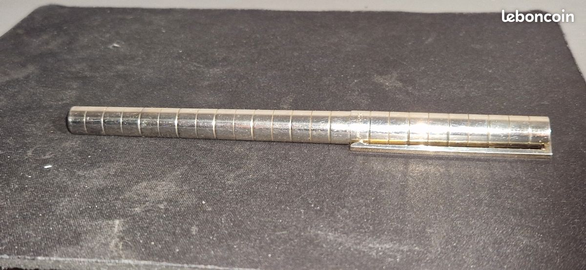 Stylo Plume S.T. Dupont En Argent – Plume Or, Occasion, Look Luxe