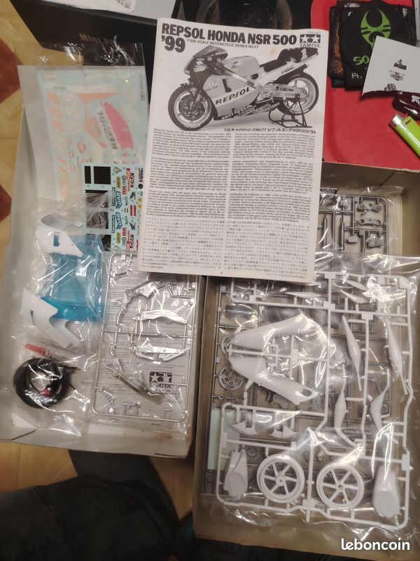 Maquette moto 500 NSR 99 tamiya (image 4)
