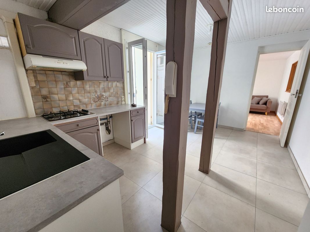 Appartement a louer sete - 1 pièce(s) - 42 m2 - Surfyn