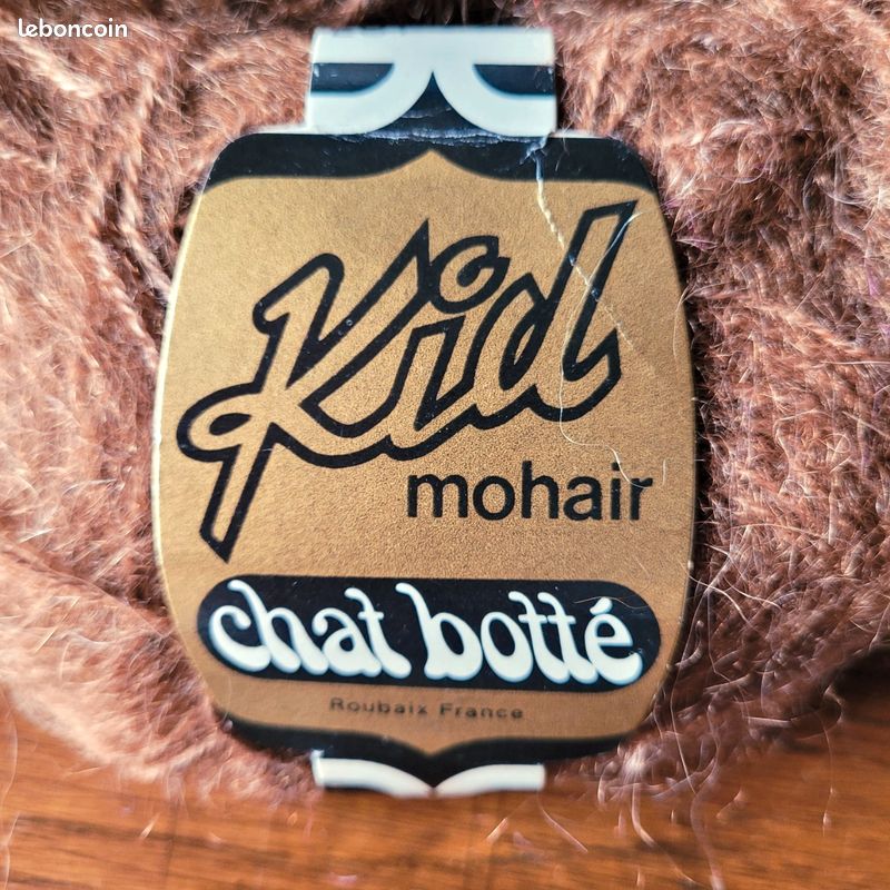 Deux pelotes de laine Chat Botté Kid mohair, d'un joli marron noisettes (image 4)