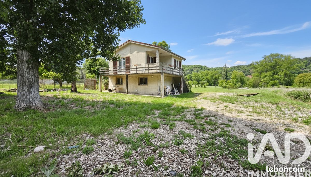 Maison 2 pièces 45 m² · à Retournac · 45 m² · 67 000 €