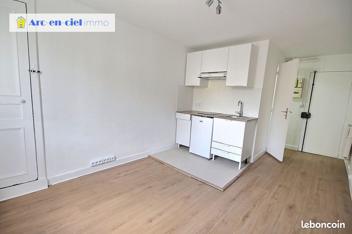 Studio 1 pièce 17 m² (image 3)
