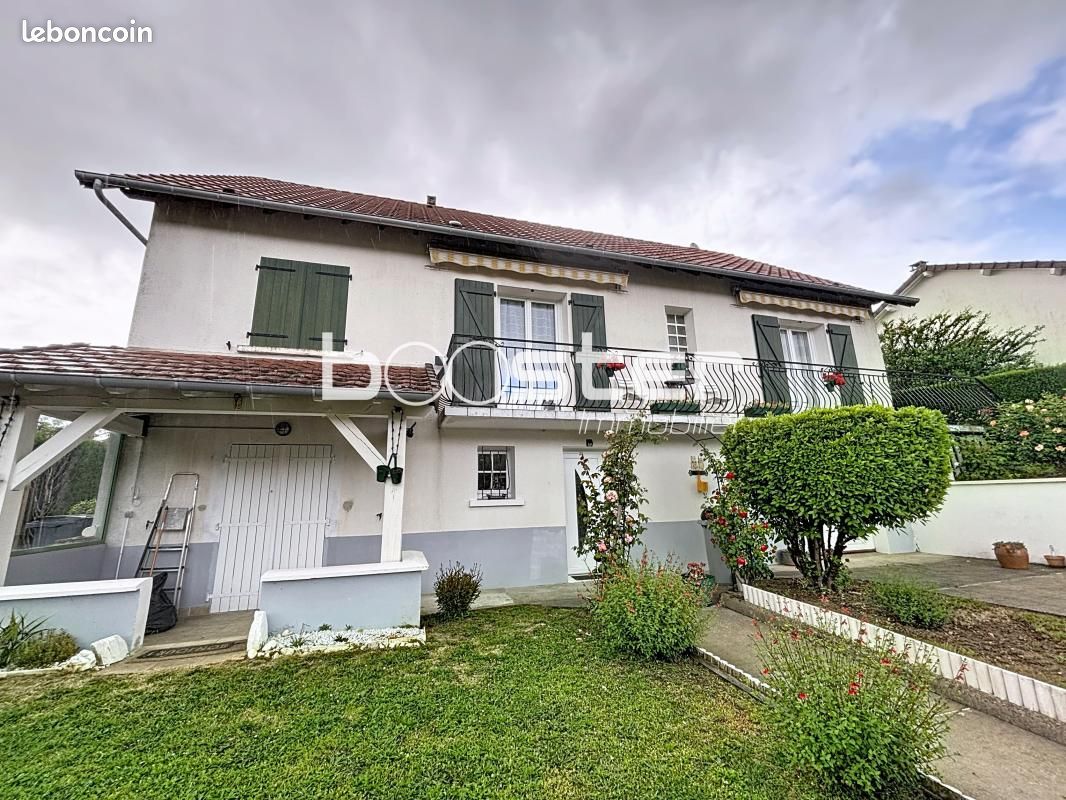 Maison 5 pièces 140 m² · à Saint-Yrieix-la-Perche · 140 m² · 237 000 €