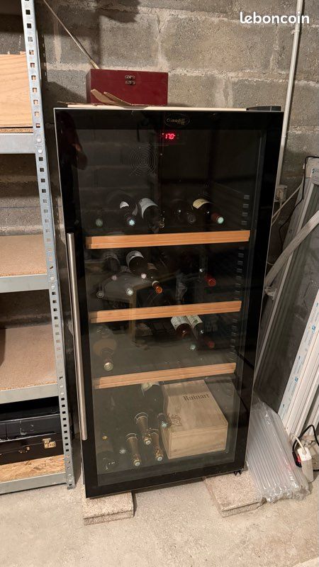 Armoire à vins Climadiff (image 1)