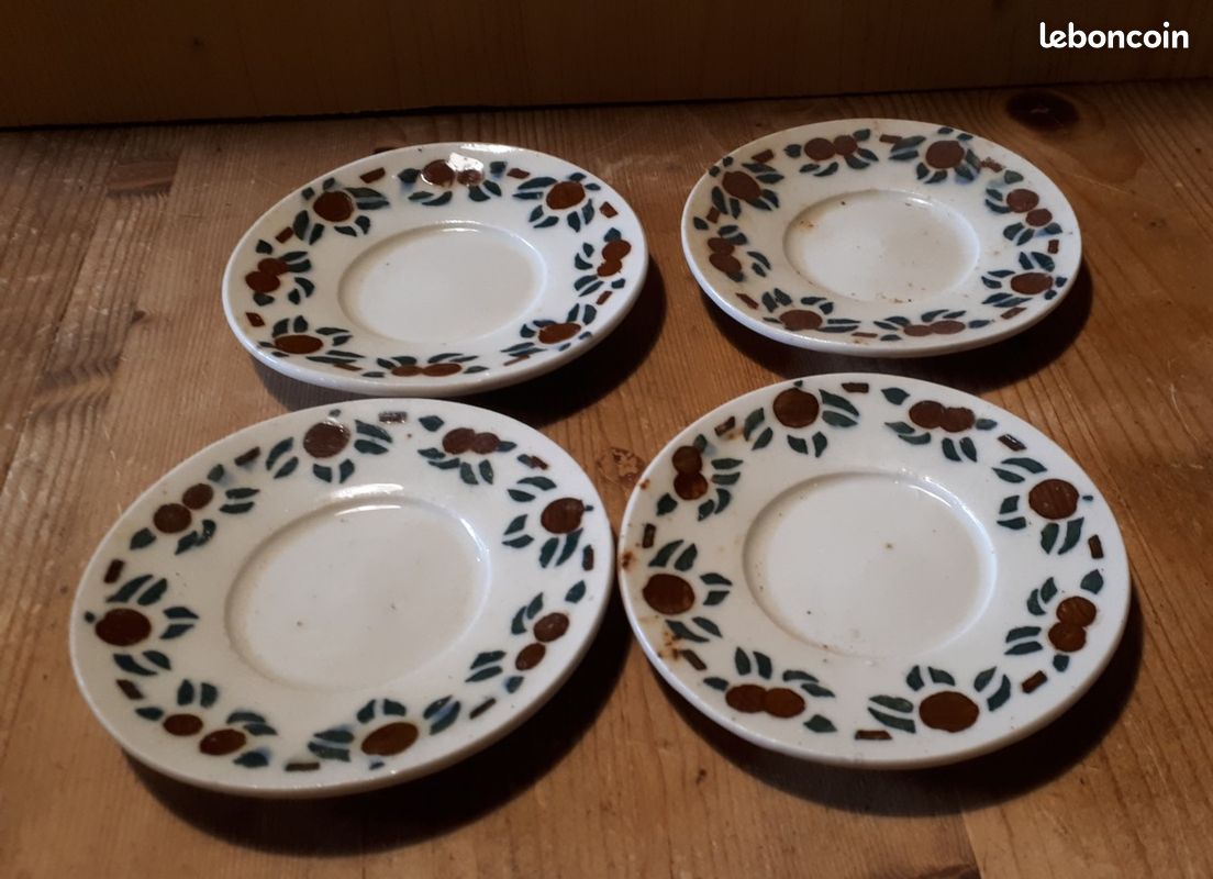 Lot Ancien De 4 Plats De Dînette – Bretagne, Devres, Circa 1900 – Pour Décoration Maison Poupée