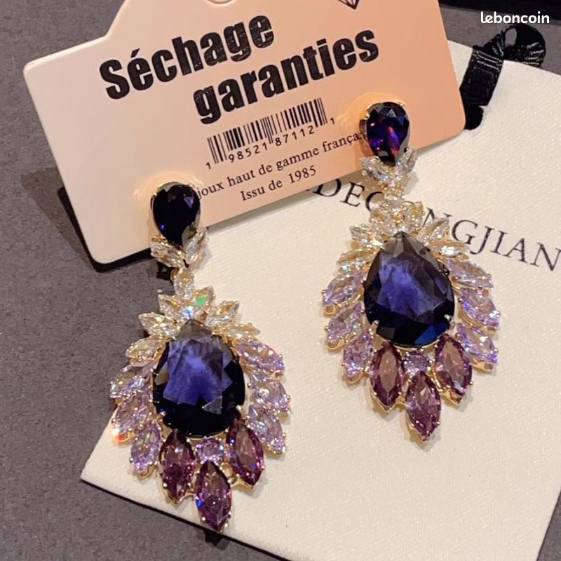 Boucles d'oreilles en forme de larme violettes dégradées avec zircon (image 2)