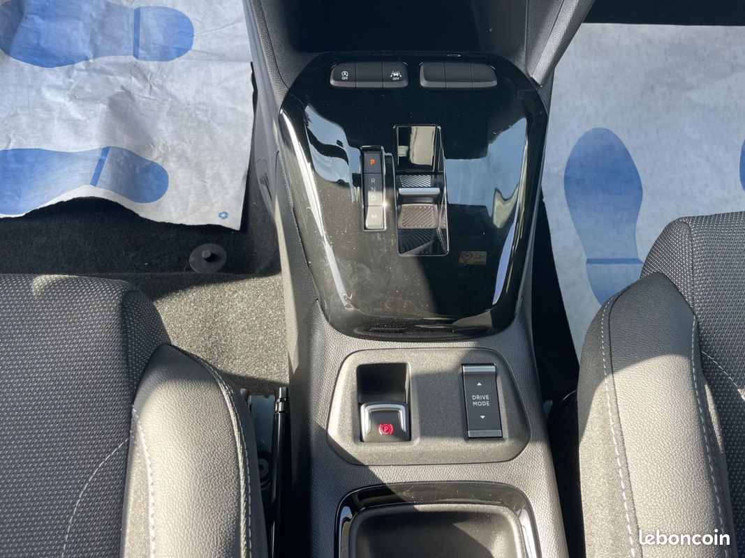 Opel Corsa (6) 1.2 Turbo Hybrid 110ch Automatiq Colour Edition (image 23)