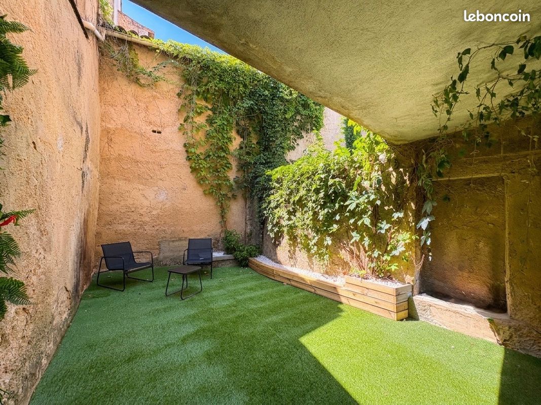 Appartement 2 pièces 53 m² · à Varages · 53 m² · 700 €/mois