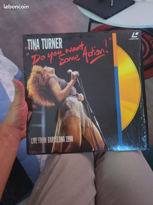 Lot de 12 LaserDiscs vintage – Johnny Hallyday, Dire Straits, Disney, Tina Turner (image 9)