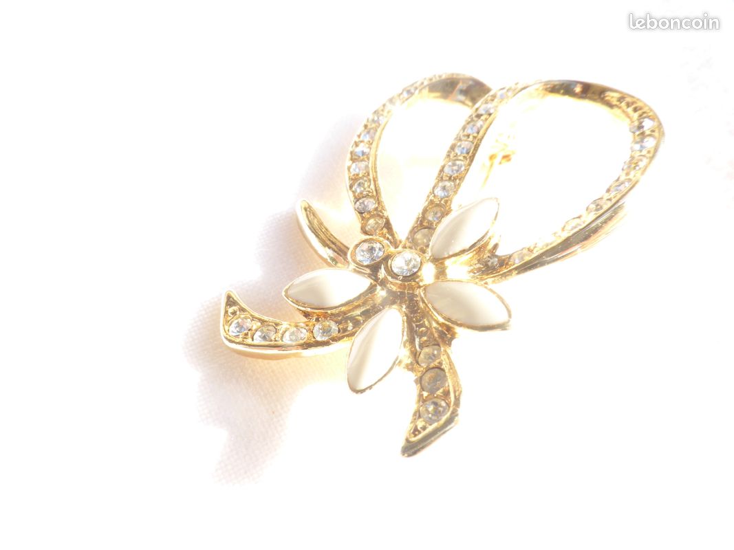 Broche (image 2)