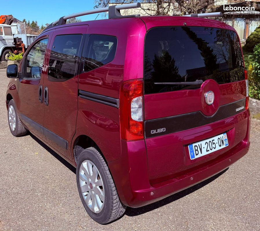 FIAT QUBO 1,3 MULTIJET 95 ch - Voitures
