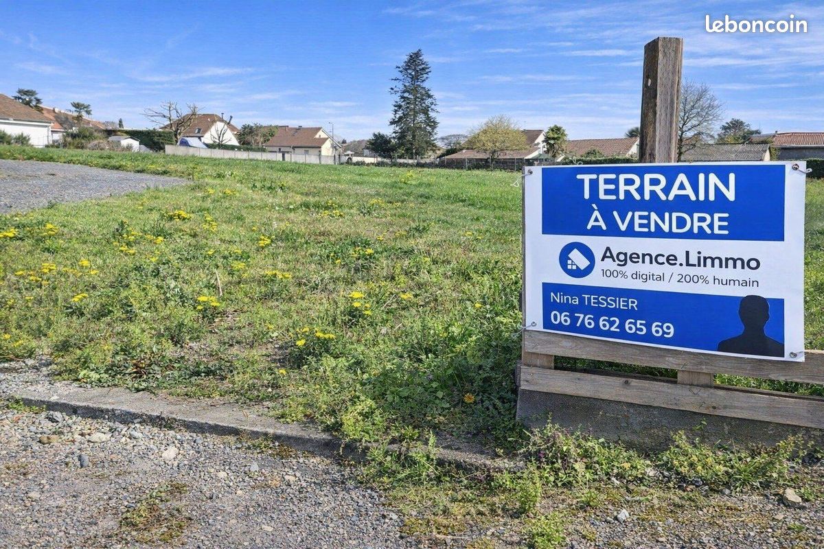 Terrain constructible · à Denguin · 110 000 €