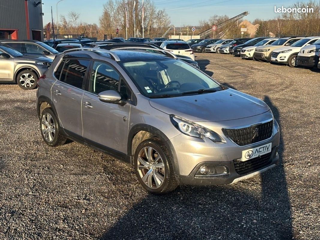 PEUGEOT 2008 1.2 puretech 110 crossway (image 3)