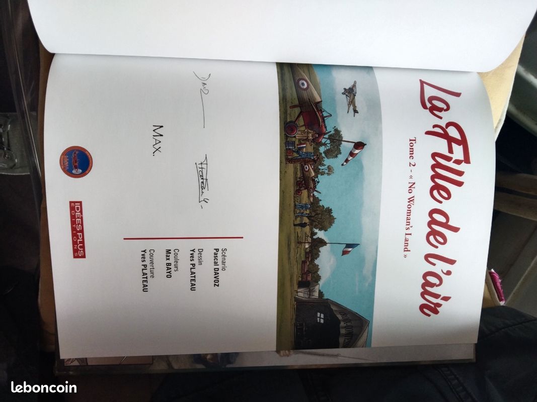 Bd La fille de l'air Tome 2 No womans' land dédicace par les auteurs Davoz et Plateau (image 7)
