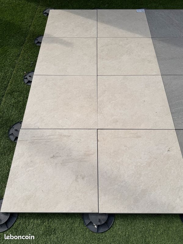 Carrelage 60x60 Cm Sur Plot 2 Cm Qualité Pro (image 1)