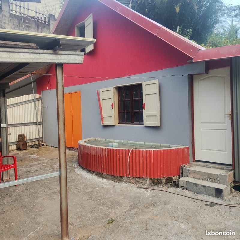Maison 7 pièces 100 m² · à Salazie · 100 m² · 850 €/mois