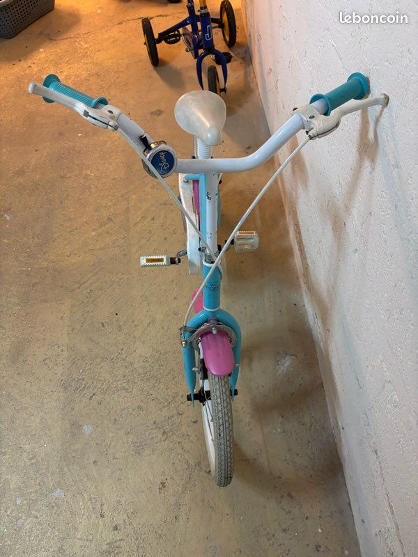 Vélo reine des neiges (image 2)