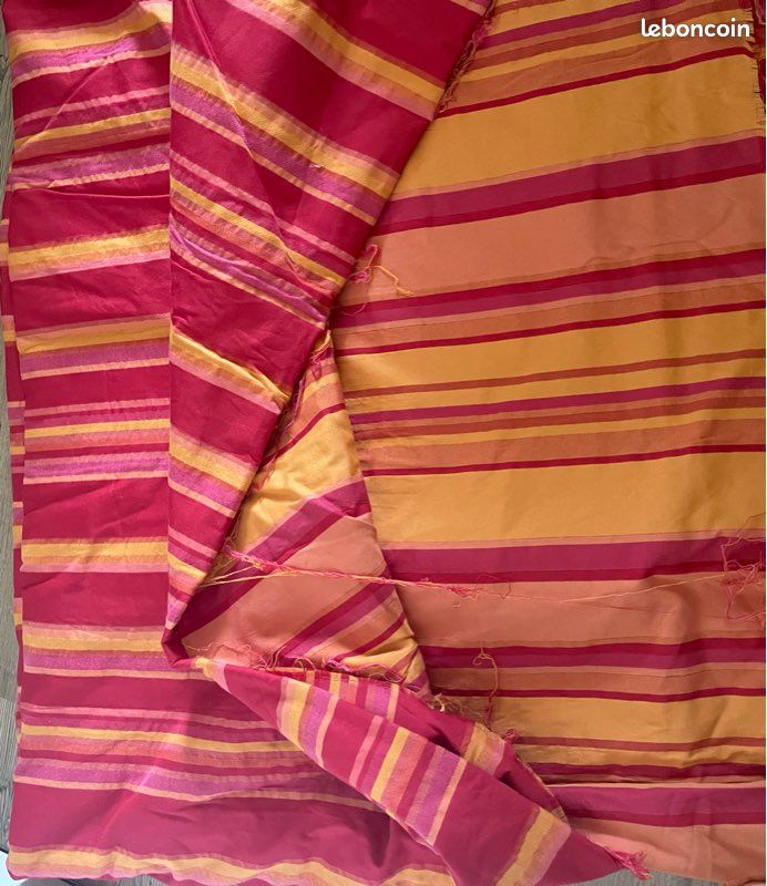 Tissu double face pour ameublement solidité et qualité (image 1)
