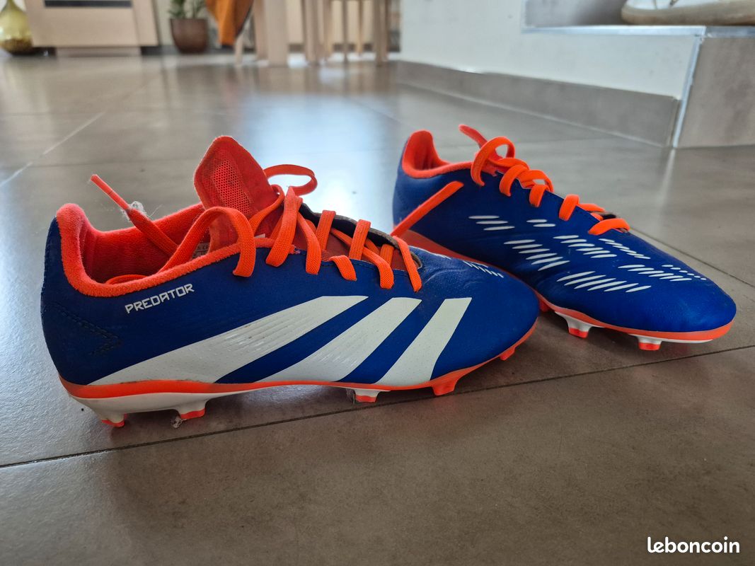 Lot De 2 Paires De Crampons De Football STARTER - Tailles 4 & 5 Garçons - Neuf Avec Petits Défauts
