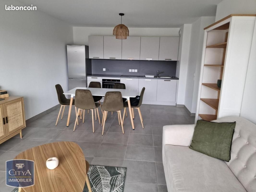 Appartement 3 pièces 62 m² · à Saint-Genis-Pouilly · 62 m² · 1 667 €