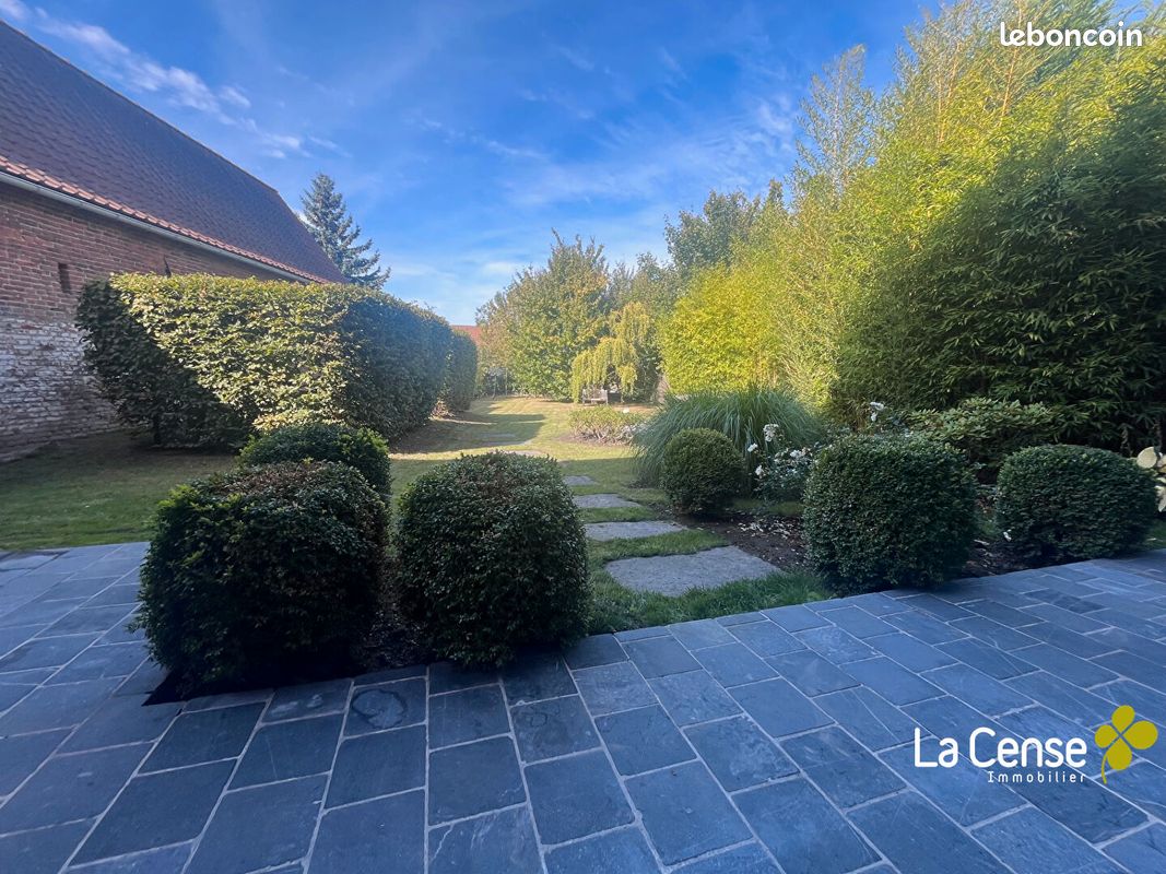 Maison 7 pièces 200 m² · à Baisieux · 200 m² · 555 000 €
