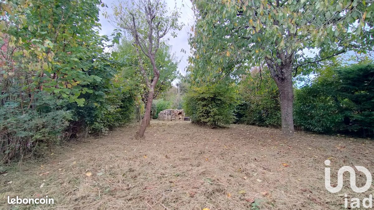 Terrain 790 m² · à Fontenailles · 790 m² · 90 000 €