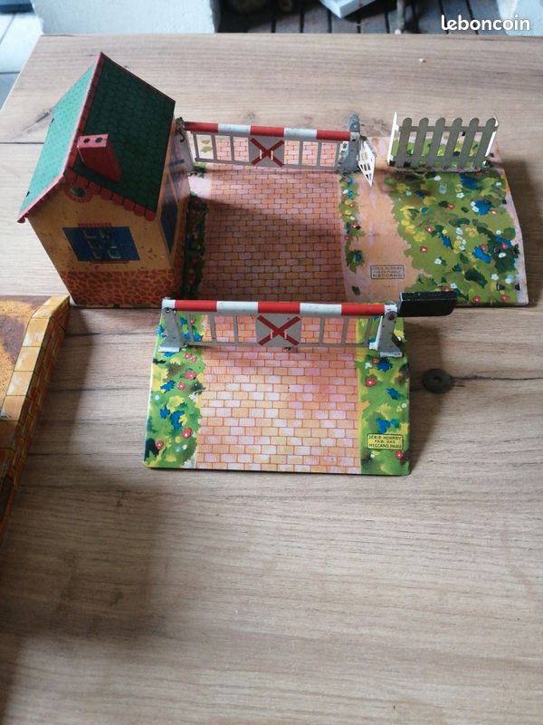 HORNBY O MAQUETTE Gare Anglaise Station Diorama Decor Train Tole Lithographié EUR 124,90 - FR