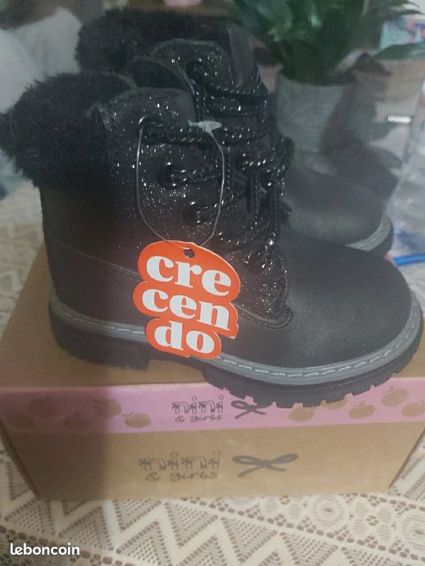 Bottines neuve 22 (image 1)