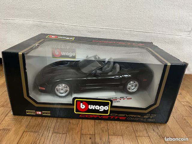 Voiture Miniature de Collection - BBURAGO 1/43 - CHEVROLET Corvette C8R