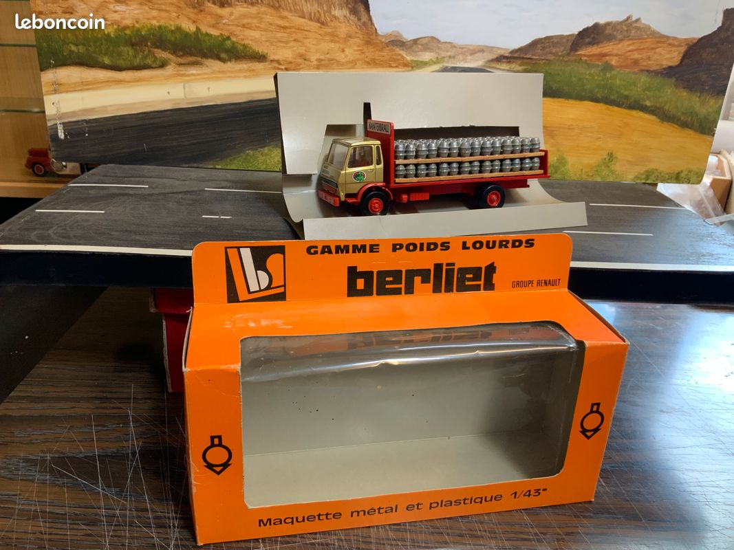 Voiture De Collection - Camion Berliet GRH 1976 - Eligor Lb