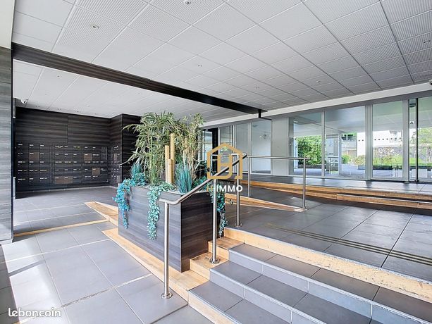 Appartement 2 pièces 47 m² — 13