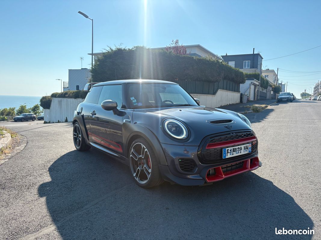 MINI John Cooper Works GP3 – 306 ch – N° 737/3000 – Édition ultra exclusive (image 1)