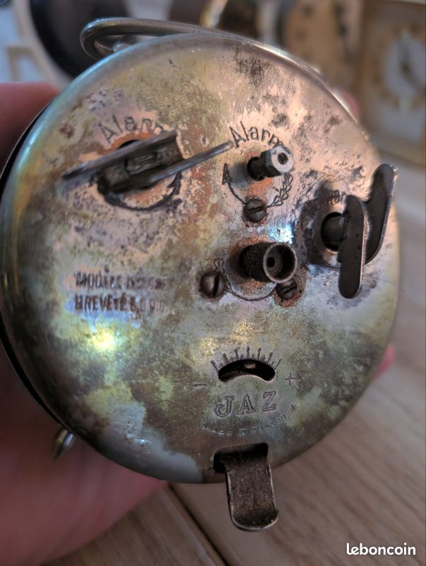 Lot De Pièces D'horlogerie De Précision - Boutons De Réveil - Modèles Variés (Jaz, Japy, Etc.) - Occasion