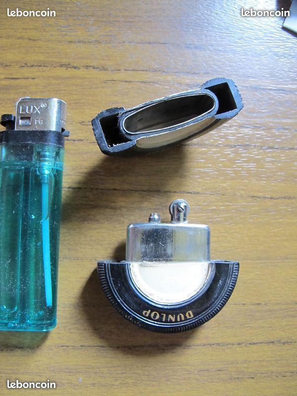 Briquet ancien Pneu Dunlop , prix livré en suivi , LIRE (image 3)